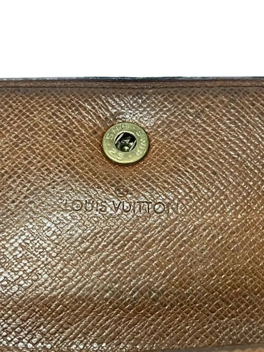 Louis Vuitton accessories	none note	